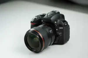 Featured image for Does Anyone Still Make DSLR Cameras The 2026 Truth Revealed
